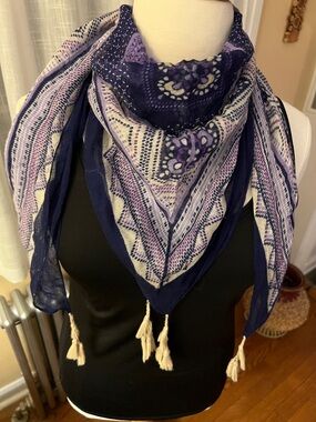 Navy & Lavender Patterned Tassel Scarf